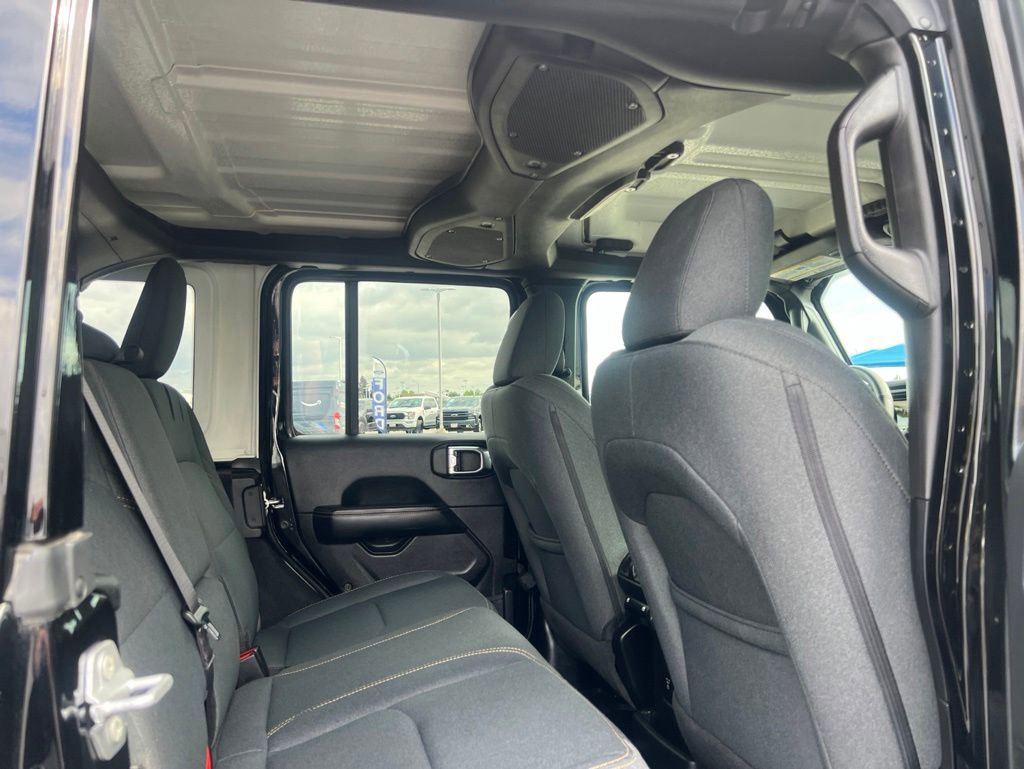 Used 2025 Jeep Wrangler Backcountry 4xe AWD/4WD image 40