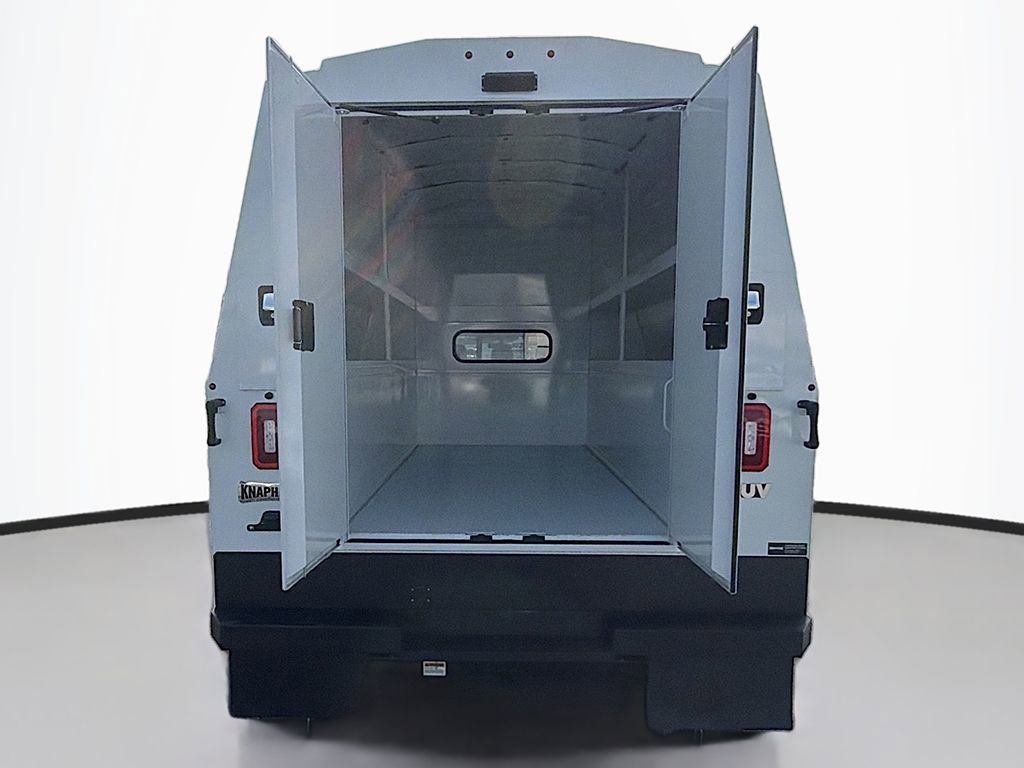 New 2026 Ford F550 4x4 Crew Cab image 11