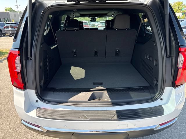 New 2026 GMC Yukon XL Elevation w/ Elevation Premium Package AWD/4WD image 9