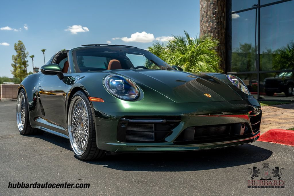 Used 2024 Porsche 911 AWD/4WD image 12