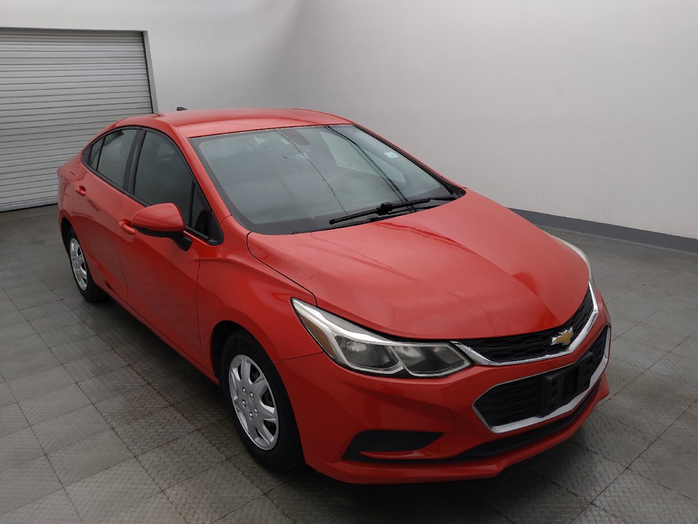 Used 2017 Chevrolet Cruze LS FWD image 13