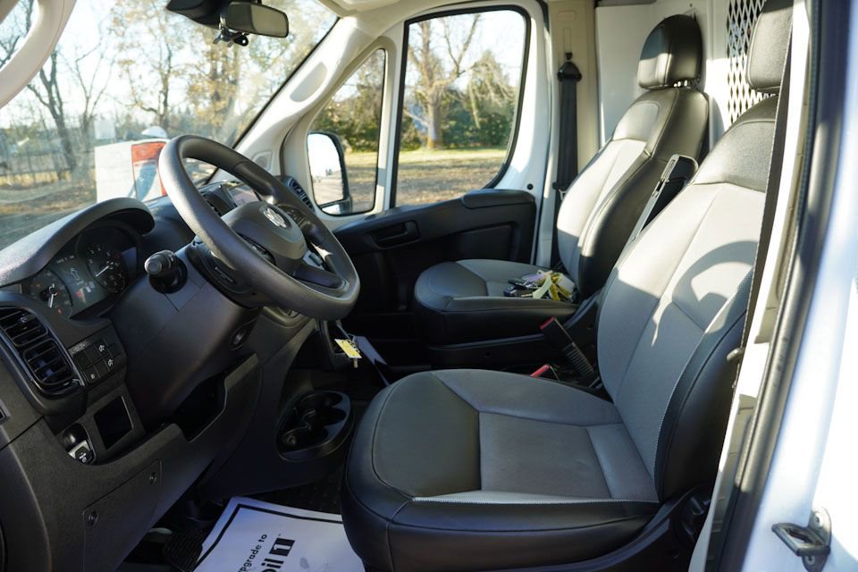 Used 2022 RAM ProMaster 2500 w/ Convenience Group image 15