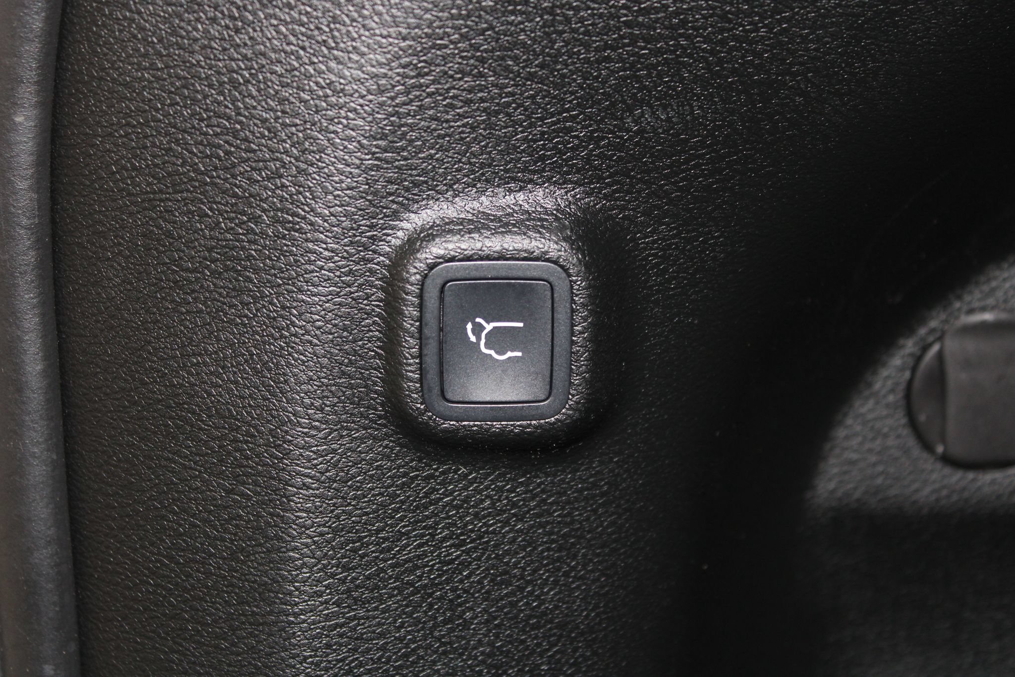 Used 2023 Jeep Cherokee Altitude Lux AWD/4WD image 20