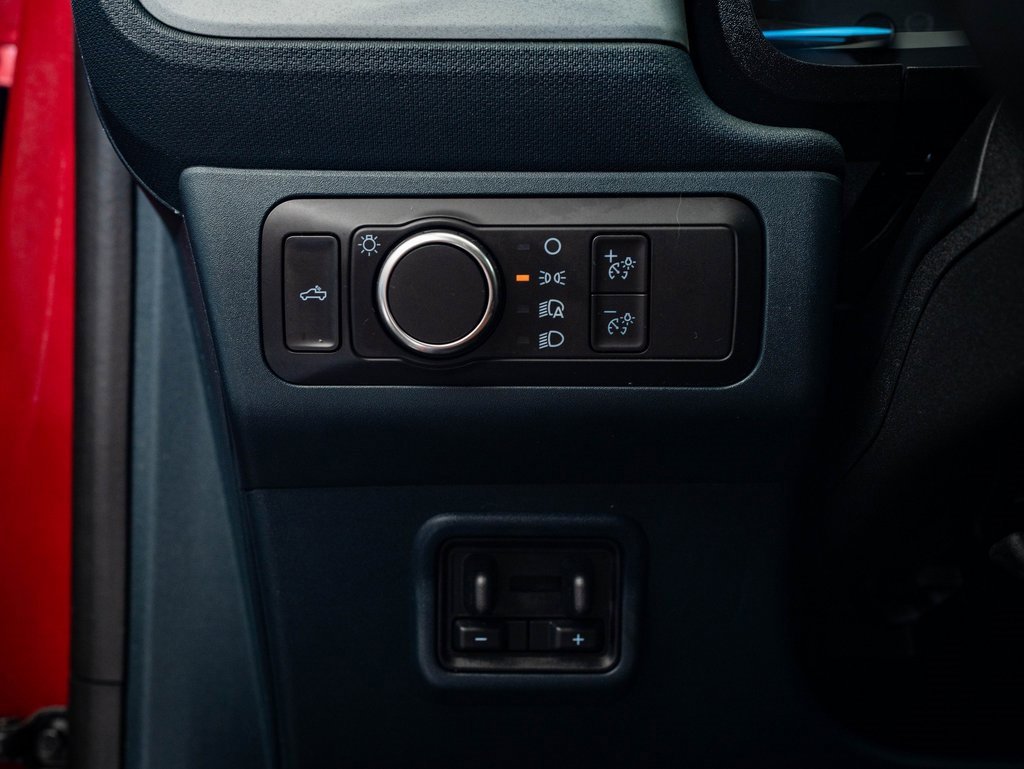 Used 2022 Ford Maverick Lariat w/ Lariat Luxury Package image 42