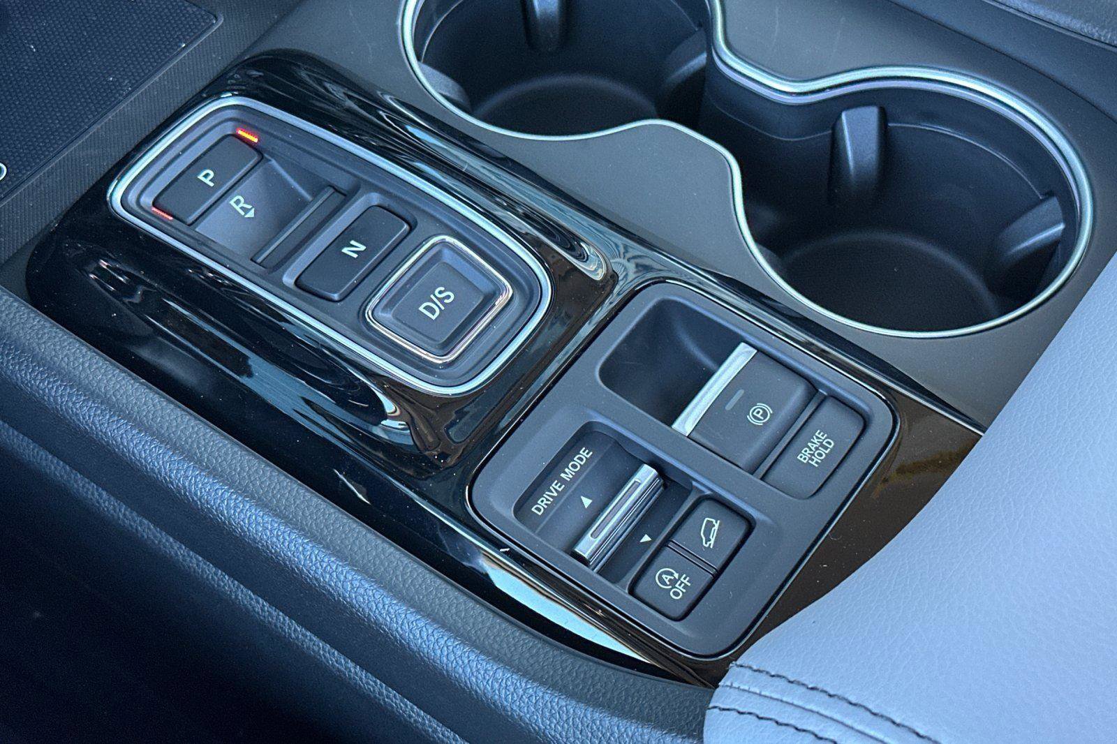 New 2025 Honda Pilot Touring image 26