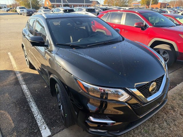 Used 2022 Nissan Rogue Sport SL w/ Premium Package