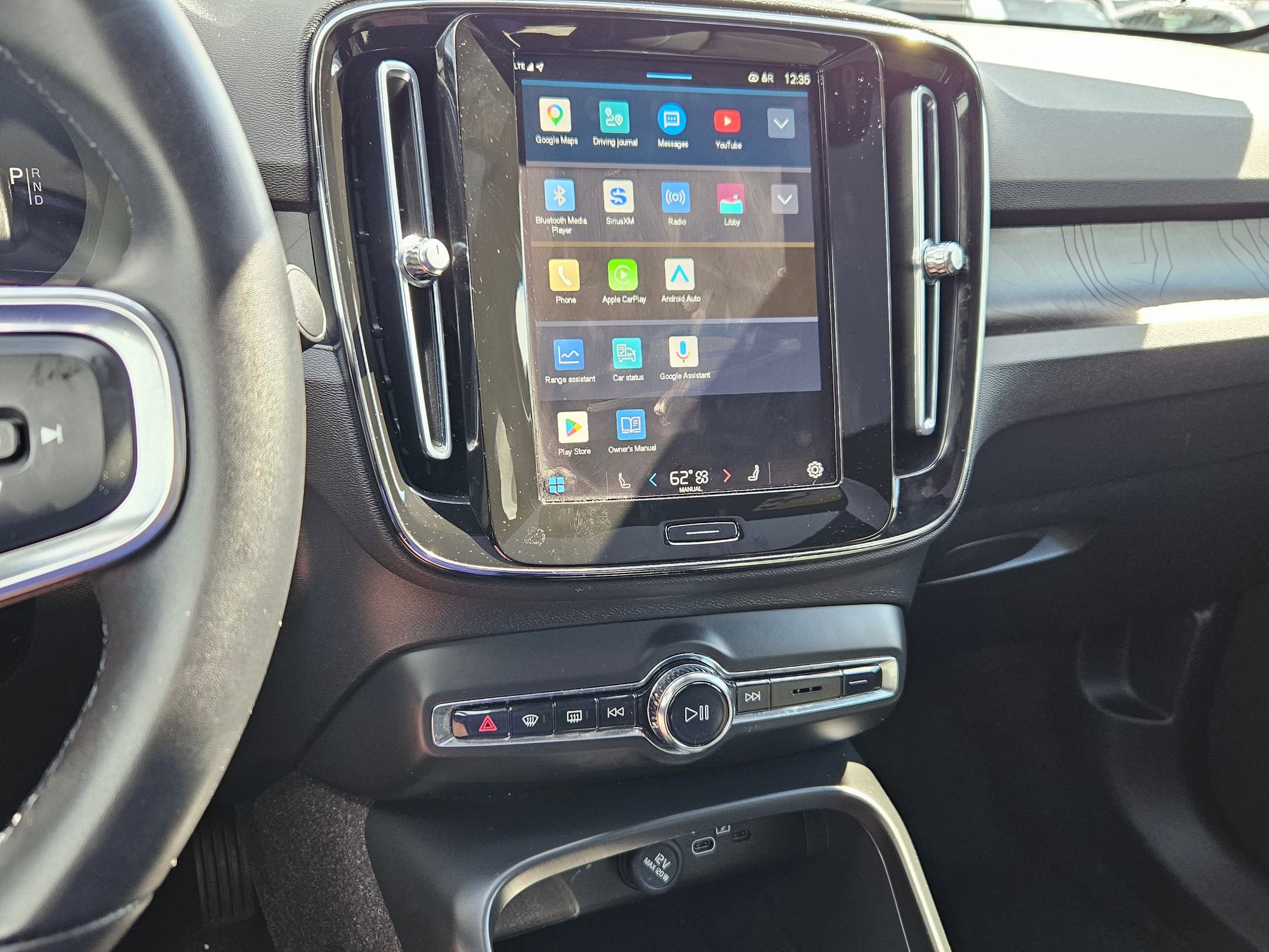 Used 2023 Volvo C40 P8 Recharge Plus image 20