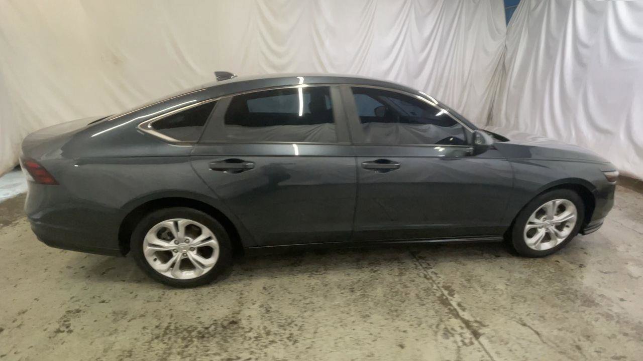 Used 2024 Honda Accord LX image 9