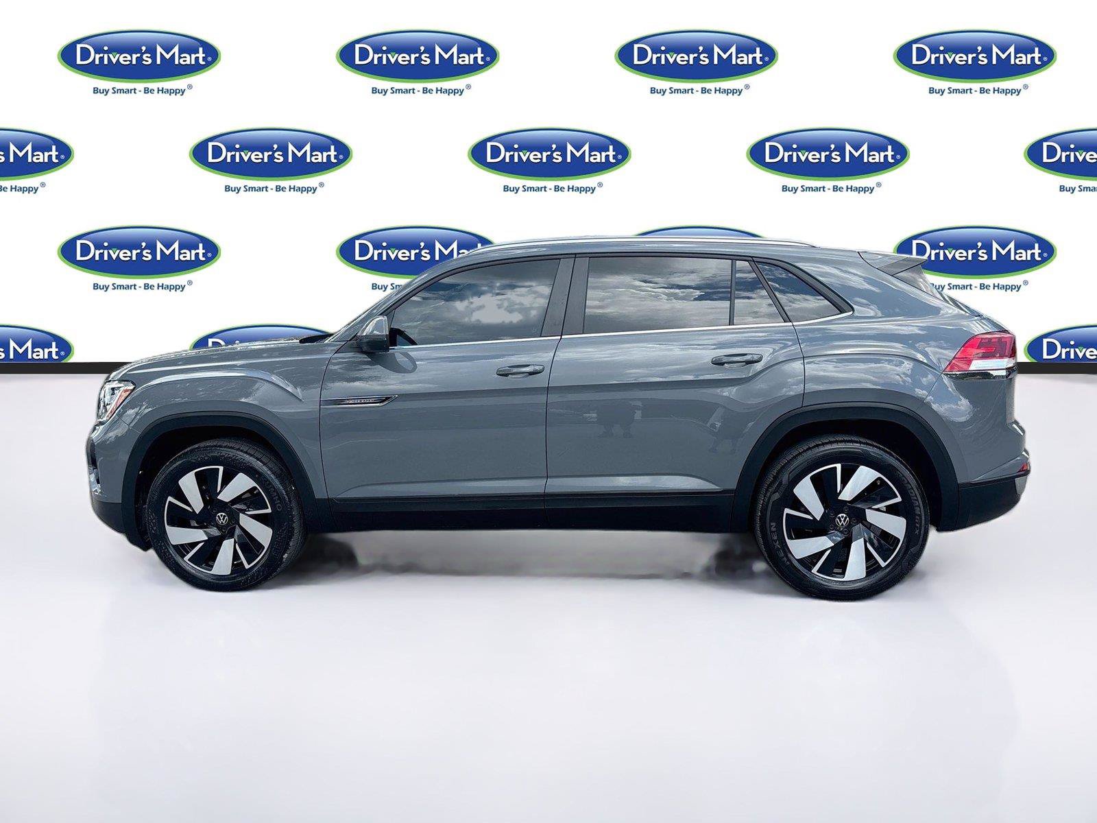 Used 2025 Volkswagen Atlas Cross Sport SE FWD image 4