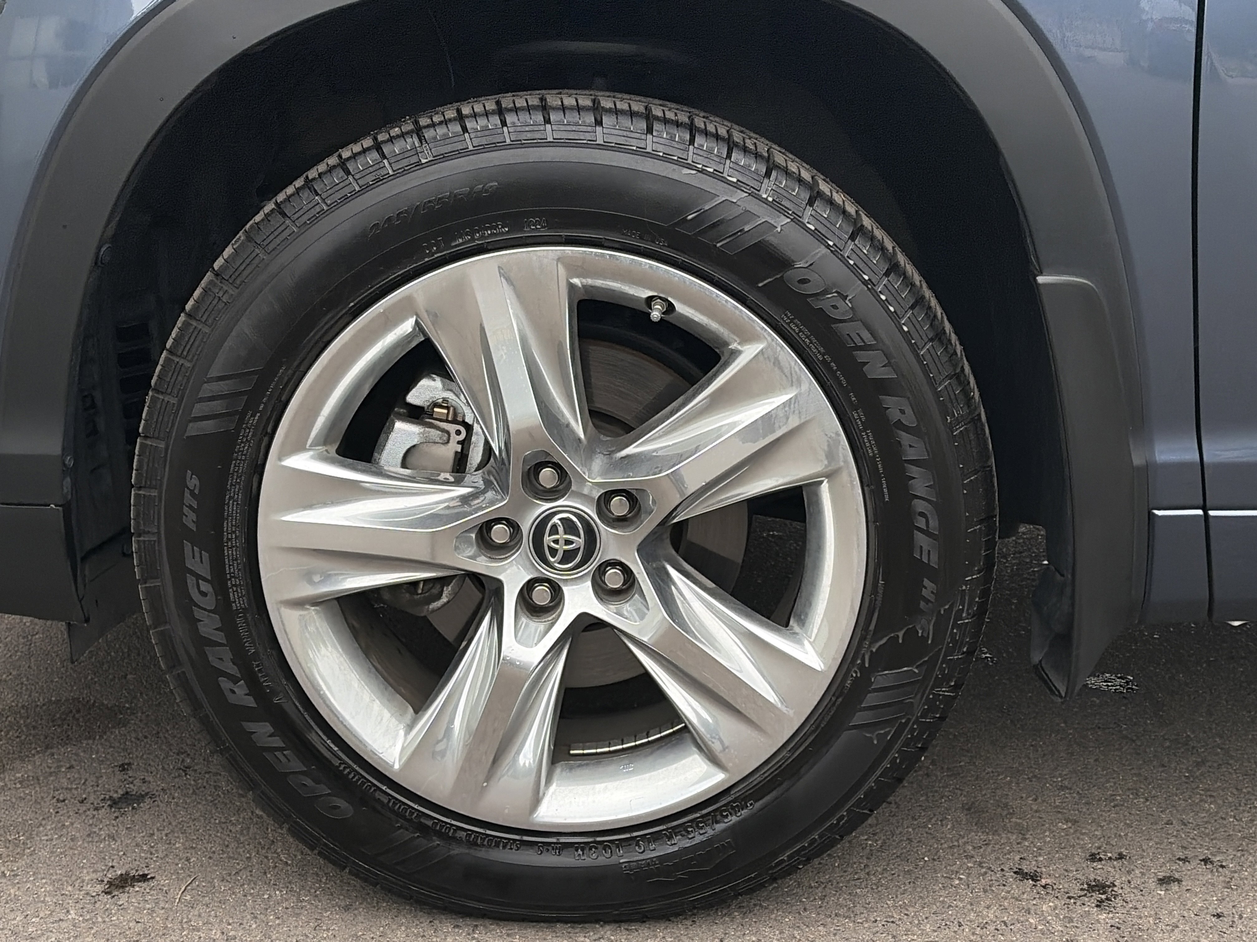 Used 2019 Toyota Highlander Limited AWD/4WD image 11