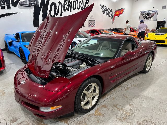 Used 2003 Chevrolet Corvette Coupe w/ Preferred Equipment Group RWD image 12