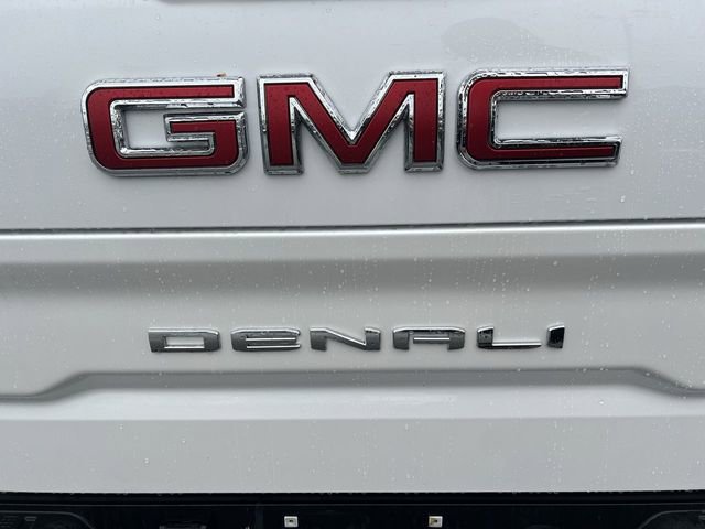 Used 2024 GMC Sierra 1500 Denali w/ Denali Reserve Package AWD/4WD image 11