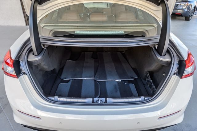 Used 2018 Maserati Ghibli RWD image 11