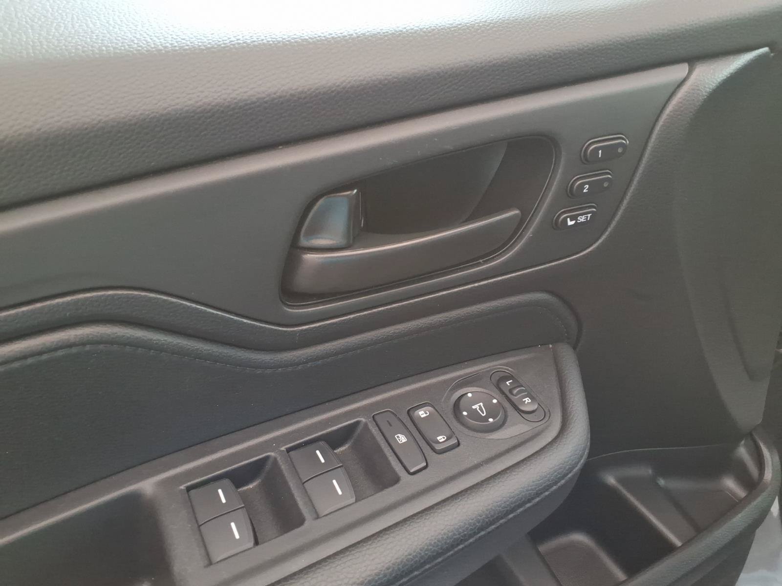 Certified 2025 Honda Odyssey EX-L image 22