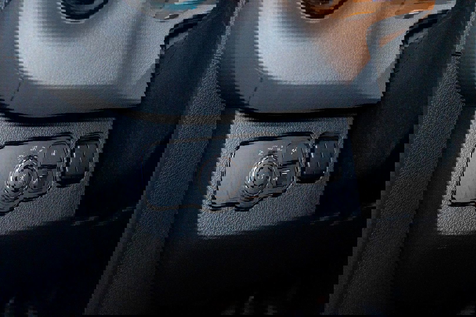 Used 2019 Mercedes-Benz Sprinter 2500 image 18