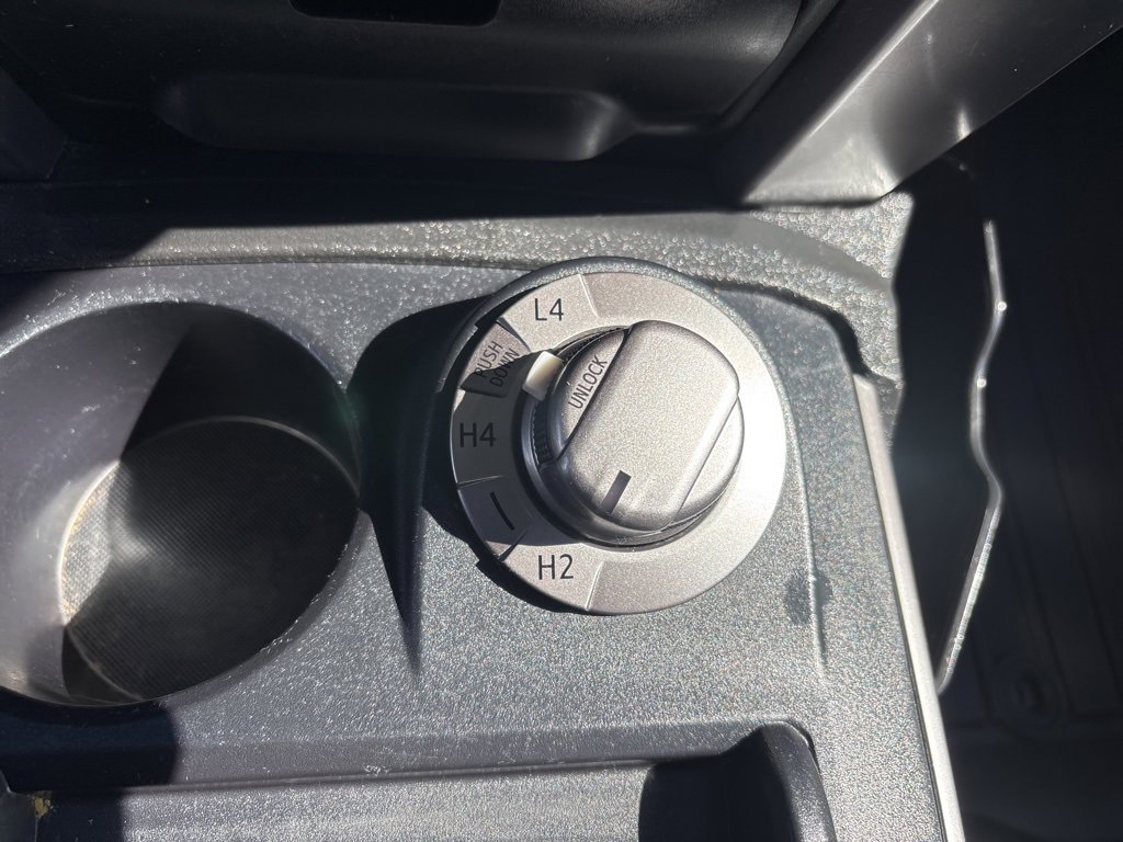 Used 2018 Toyota 4Runner SR5 image 21