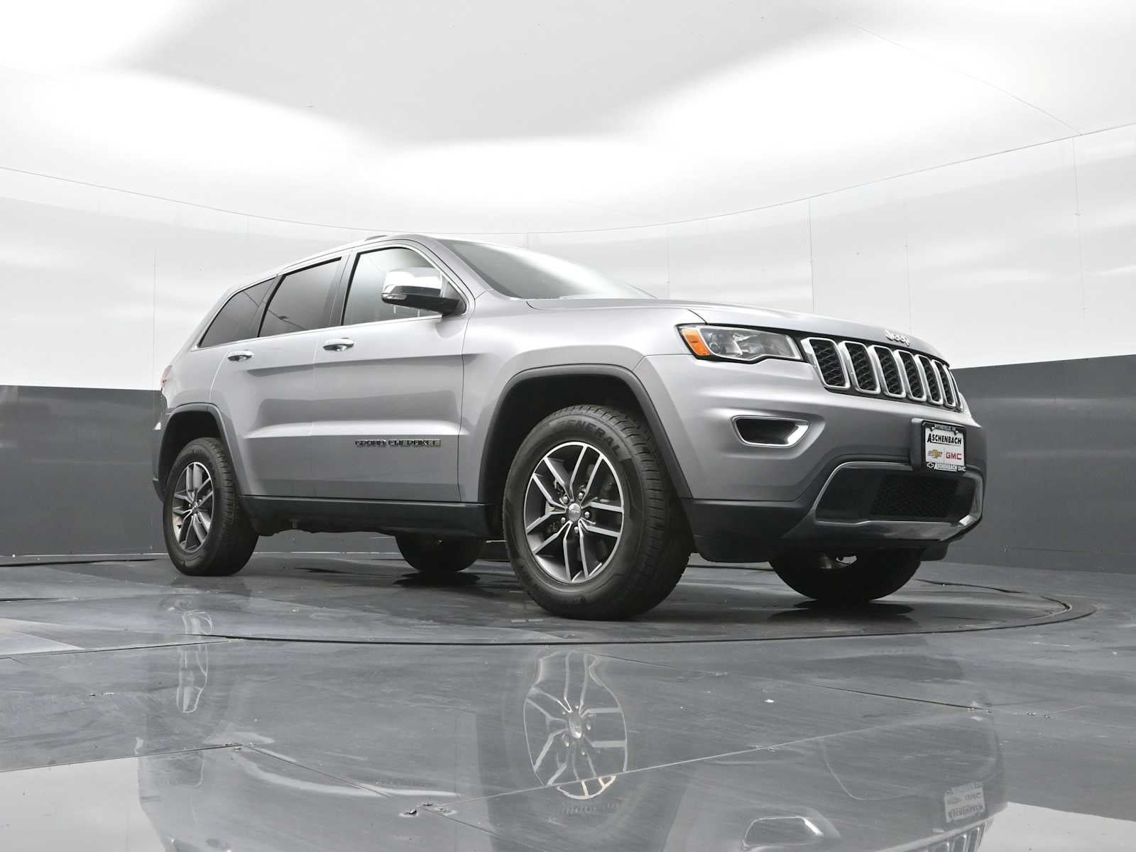 Used 2021 Jeep Grand Cherokee Limited w/ Luxury Group II AWD/4WD image 25