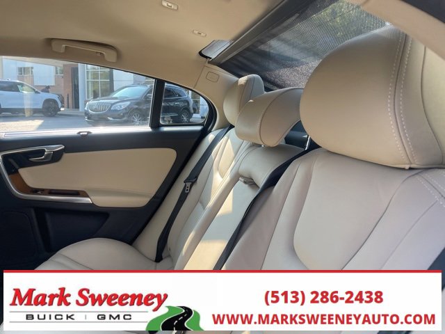 Used 2017 Volvo S60 T5 Inscription Platinum w/ Climate Package image 15