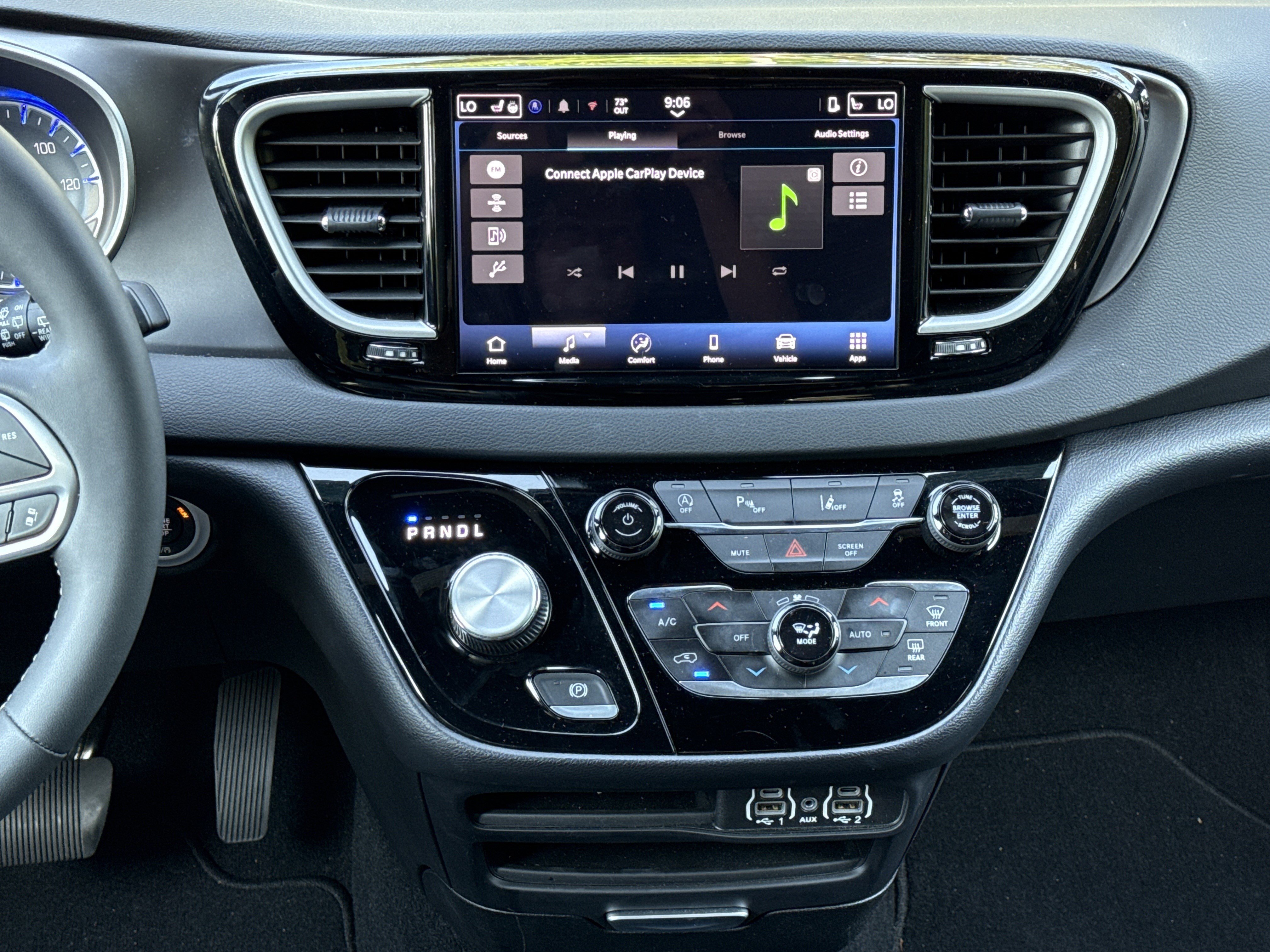 Used 2025 Chrysler Pacifica Select FWD image 27