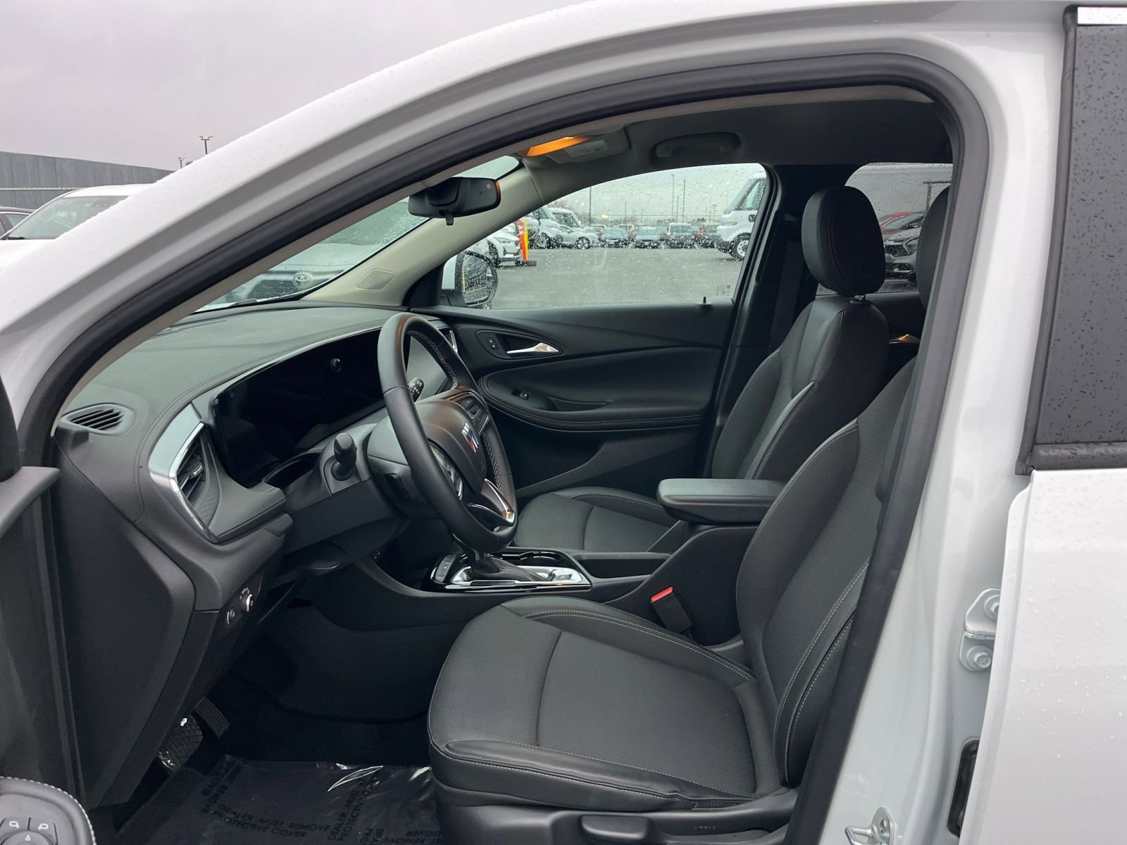 Used 2025 Buick Encore GX Preferred image 26