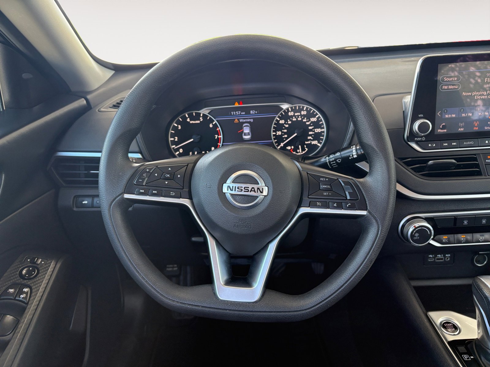 Used 2022 Nissan Altima 2.5 SV FWD image 14