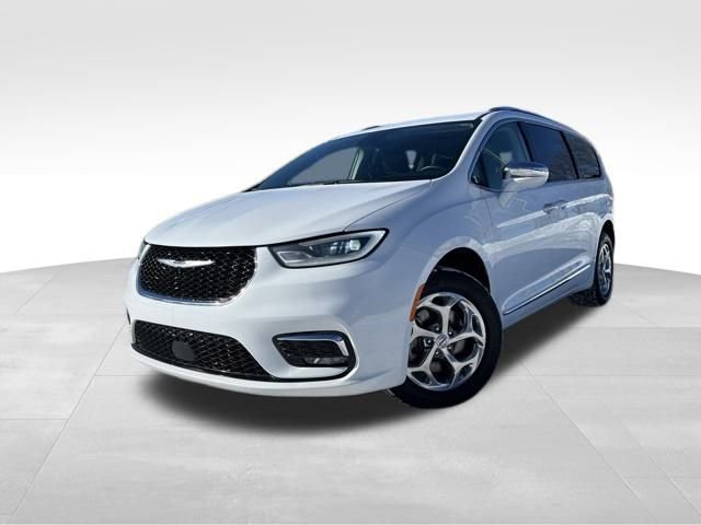 Used 2021 Chrysler Pacifica Limited image 1