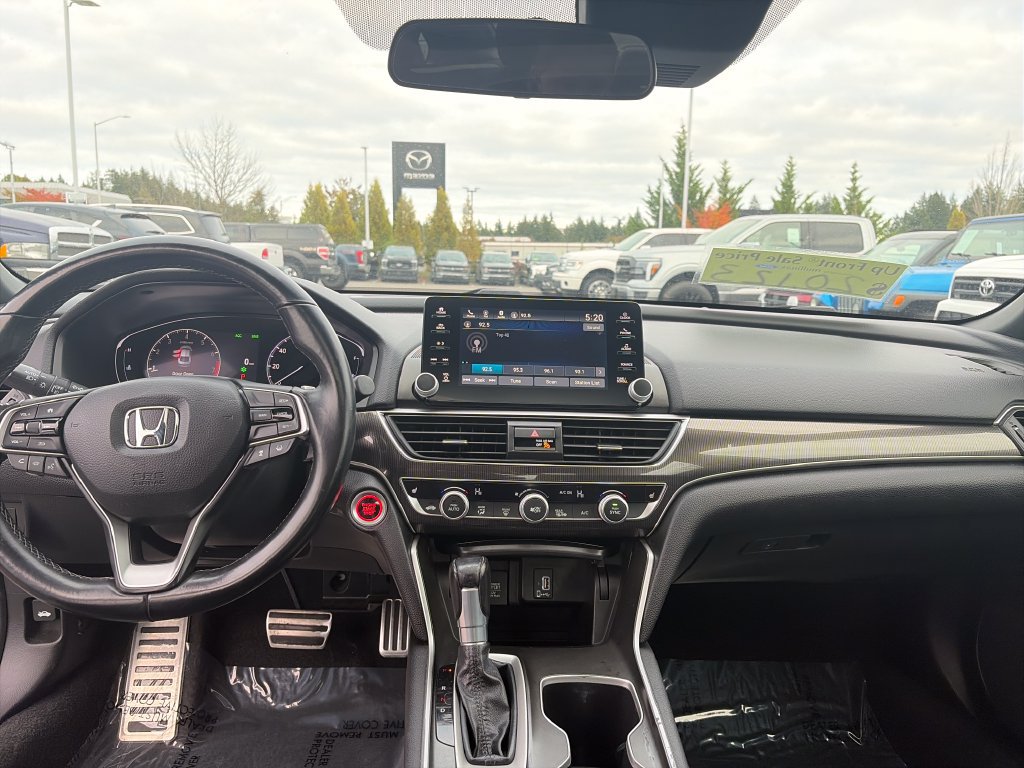 Used 2018 Honda Accord Sport image 14