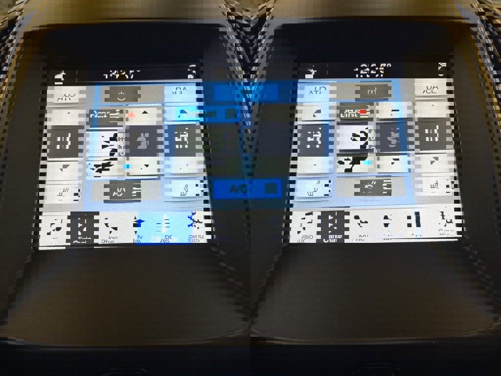 Used 2017 Ford Edge SEL w/ Equipment Group 201A image 21