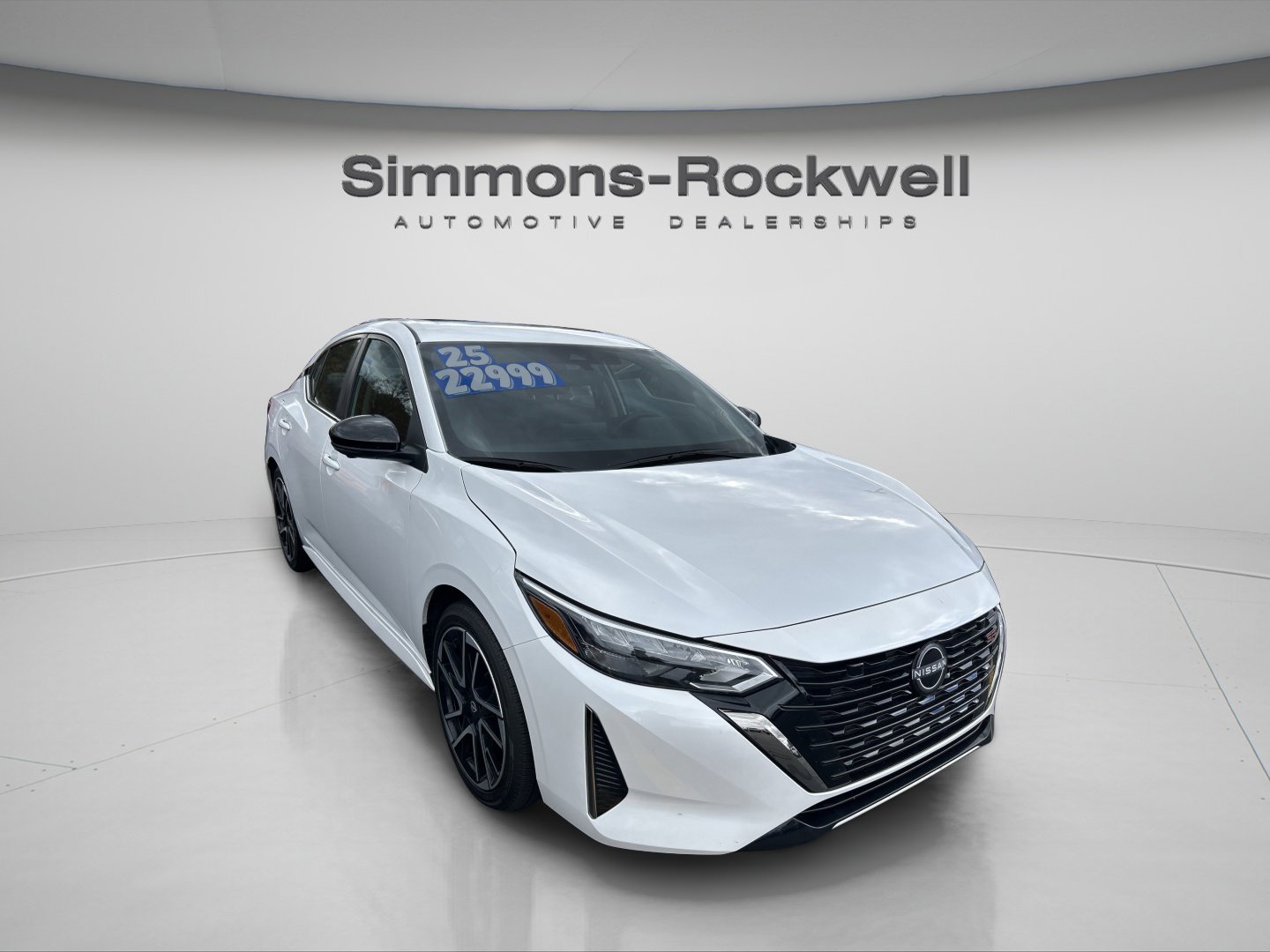 Used 2025 Nissan Sentra SR w/ SR Premium Package image 4