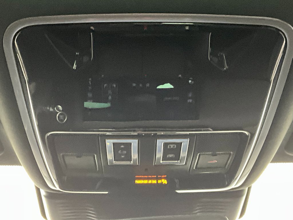 Used 2026 Land Rover Range Rover Velar Dynamic SE image 13