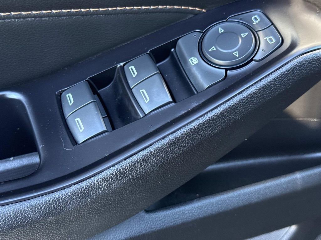 Used 2019 Chevrolet Traverse LS w/ LPO, Blackout Package image 18