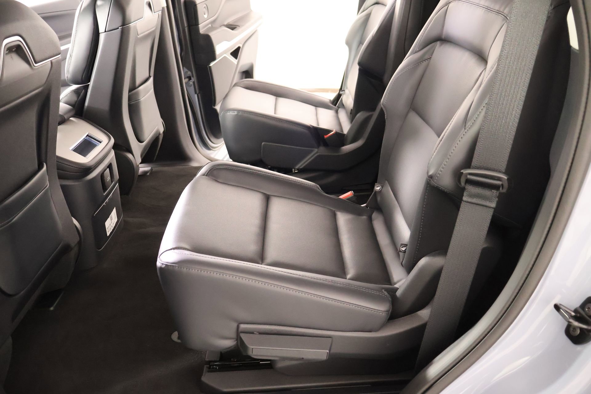 New 2026 Lincoln Navigator Premiere image 13