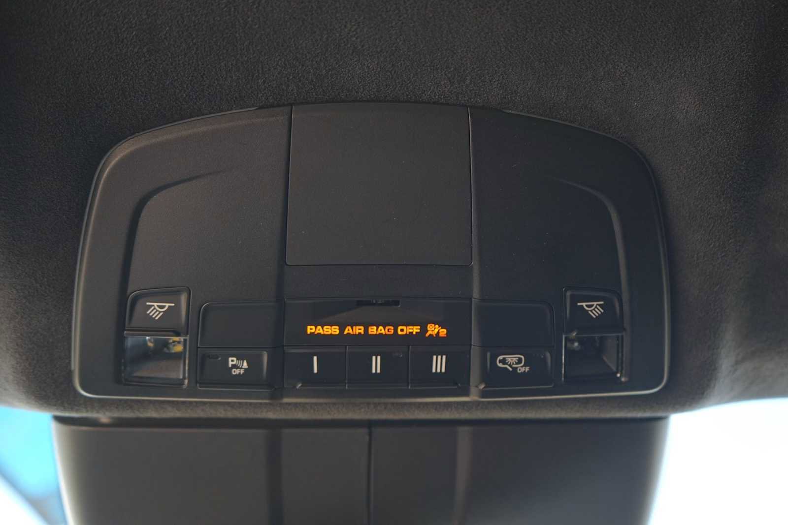 Used 2015 Porsche 911 Turbo S AWD/4WD image 24