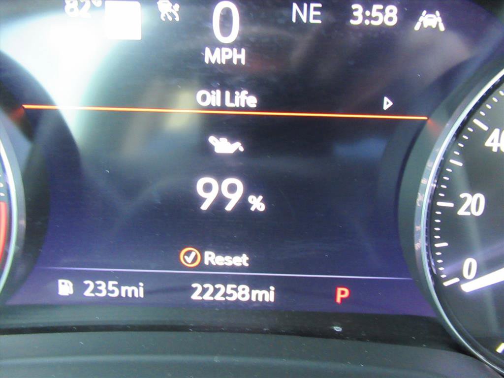 Used 2023 Buick Envision Avenir image 30