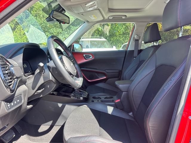 Used 2023 Kia Soul GT-Line w/ GT-Line Technology Package FWD image 13