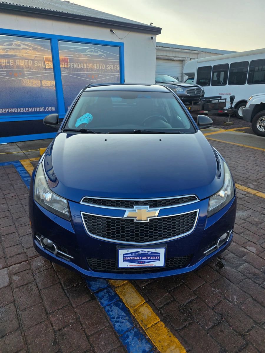 Used 2012 Chevrolet Cruze LT w/ RS Package FWD image 2
