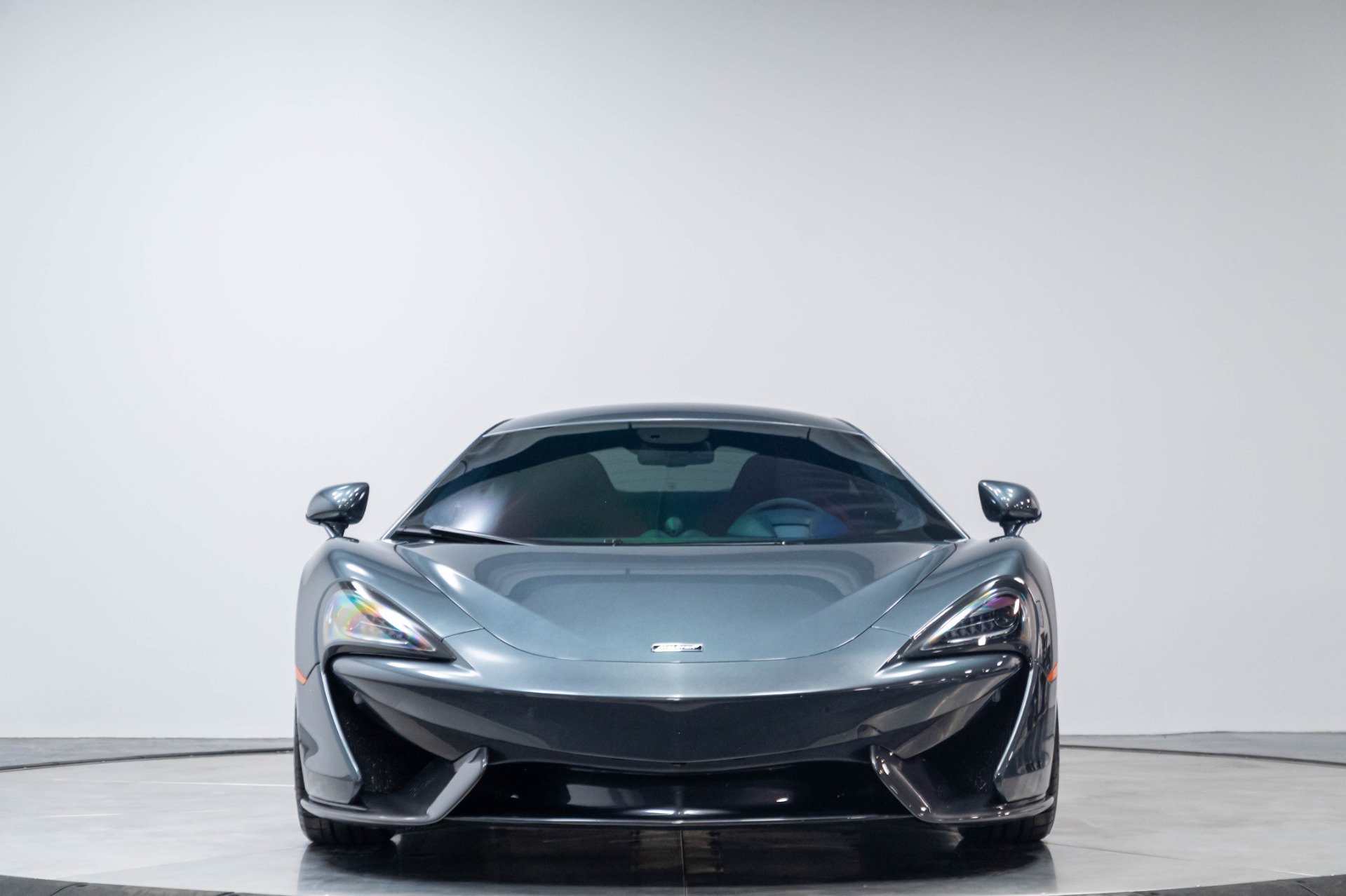 Used 2019 McLaren 570S Coupe RWD image 44