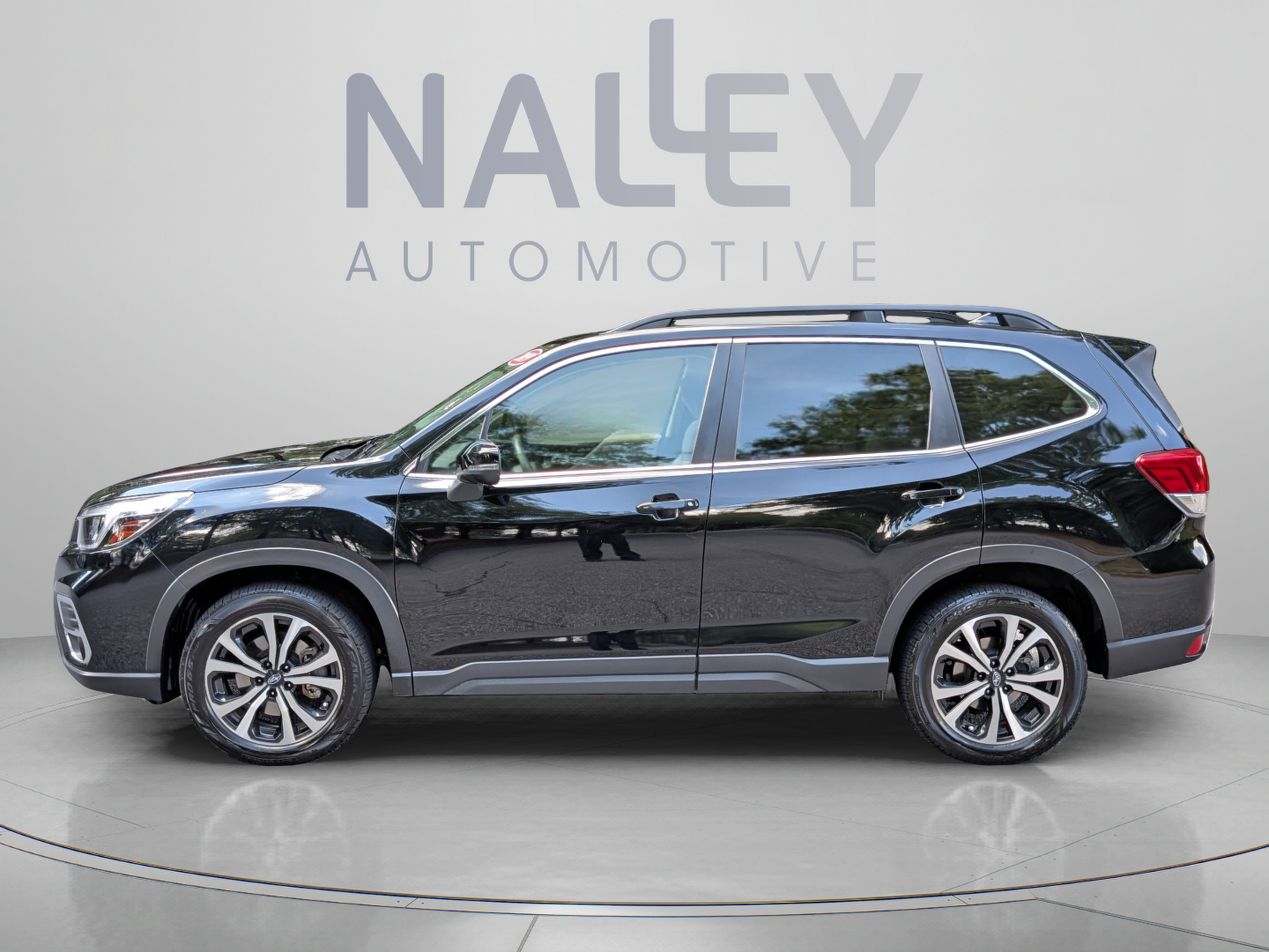 Used 2019 Subaru Forester Limited AWD/4WD image 2