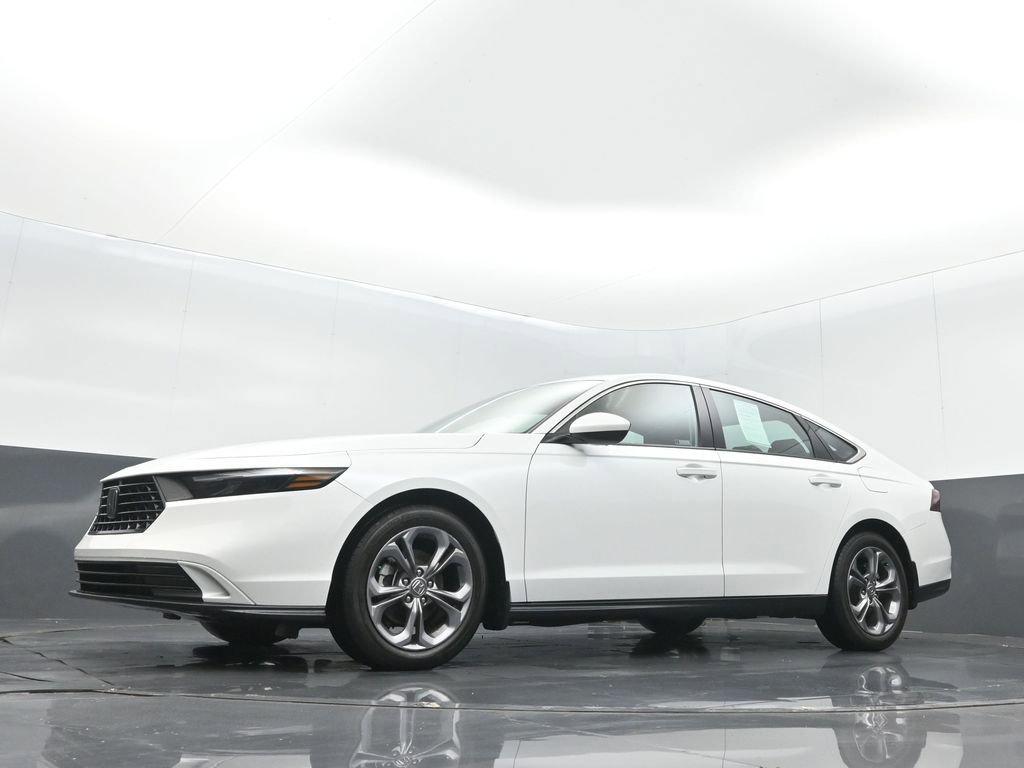 Certified 2024 Honda Accord EX image 11