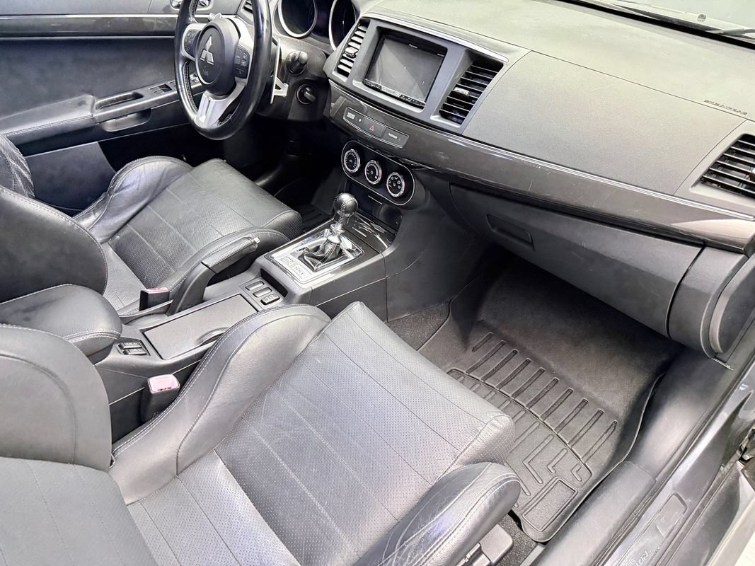 Used 2010 Mitsubishi Lancer Evolution MR AWD/4WD image 11