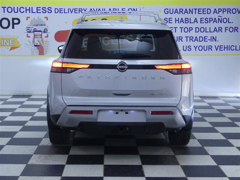 Used 2023 Nissan Pathfinder SL w/ SL Premium Package AWD/4WD image 8