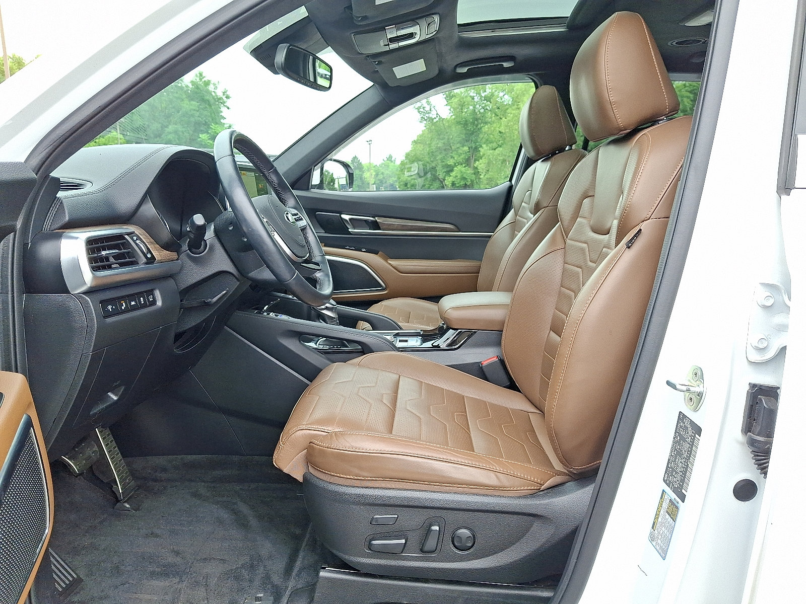 Used 2020 Kia Telluride SX w/ SX Prestige Package AWD/4WD image 13