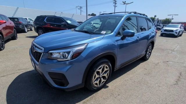 Used 2020 Subaru Forester Premium AWD/4WD image 4