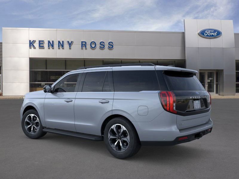 New 2026 Ford Expedition Active image 5