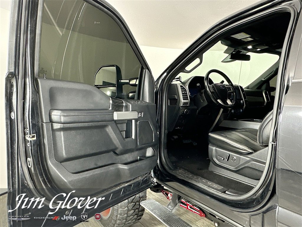 Used 2019 Ford F250 Platinum w/ Platinum Ultimate Package image 19
