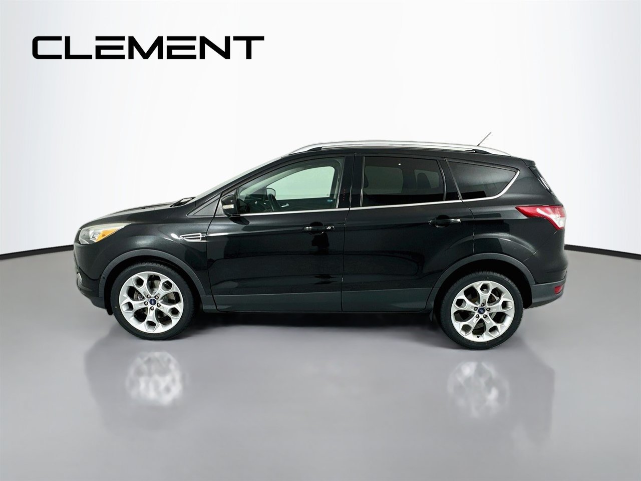 Used 2015 Ford Escape Titanium w/ Equipment Group 301A FWD image 6