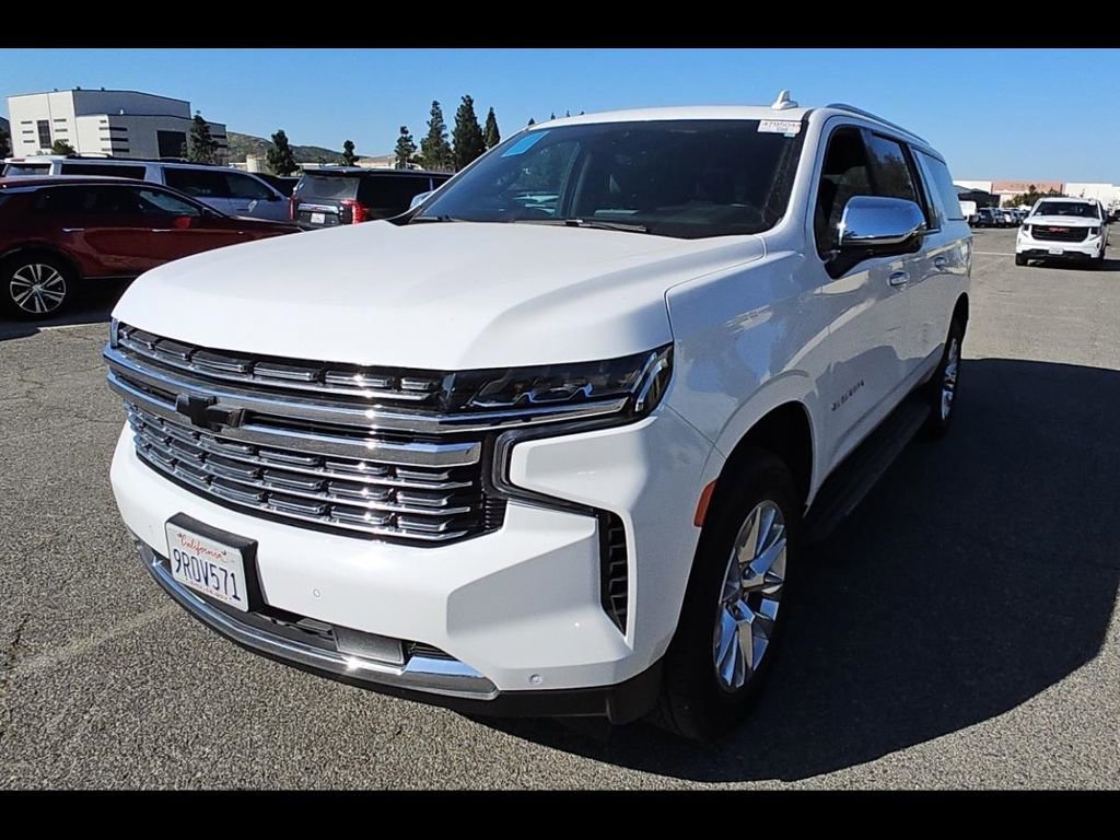 Used 2024 Chevrolet Suburban Premier RWD image 6