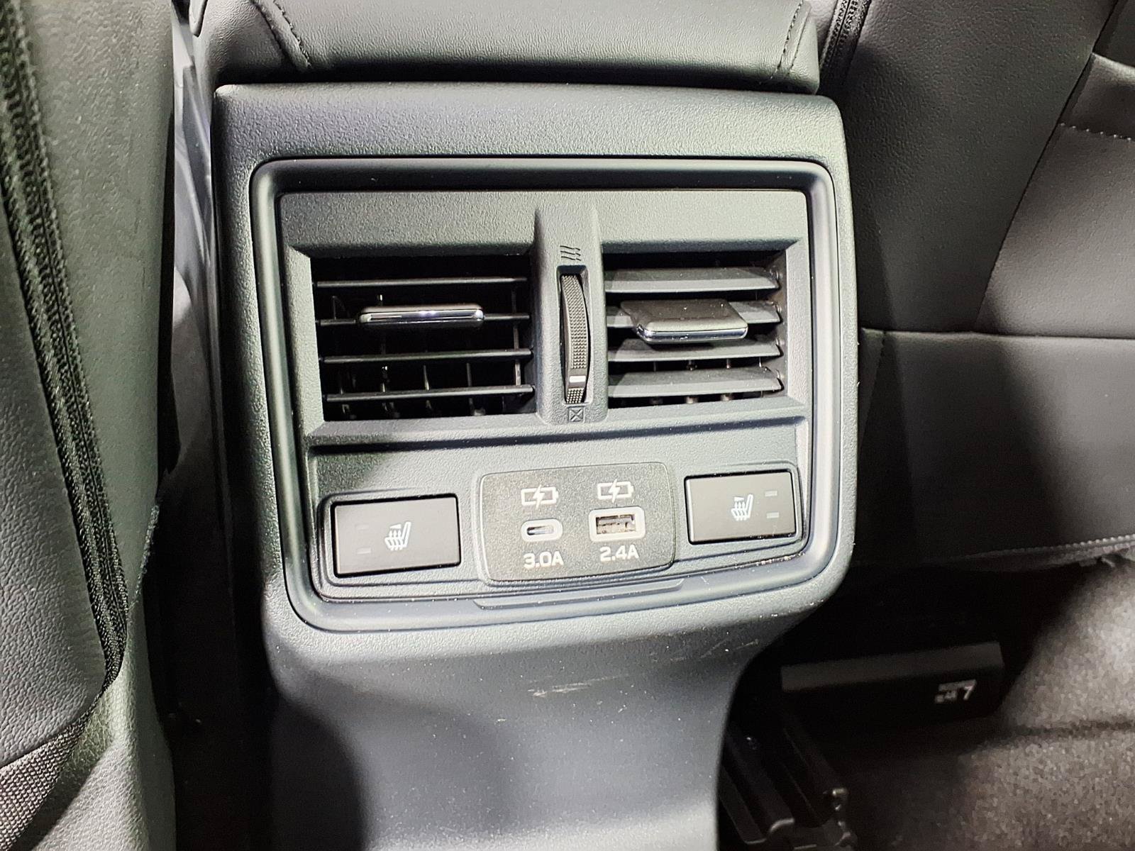 Used 2026 Subaru Outback Touring AWD/4WD image 10