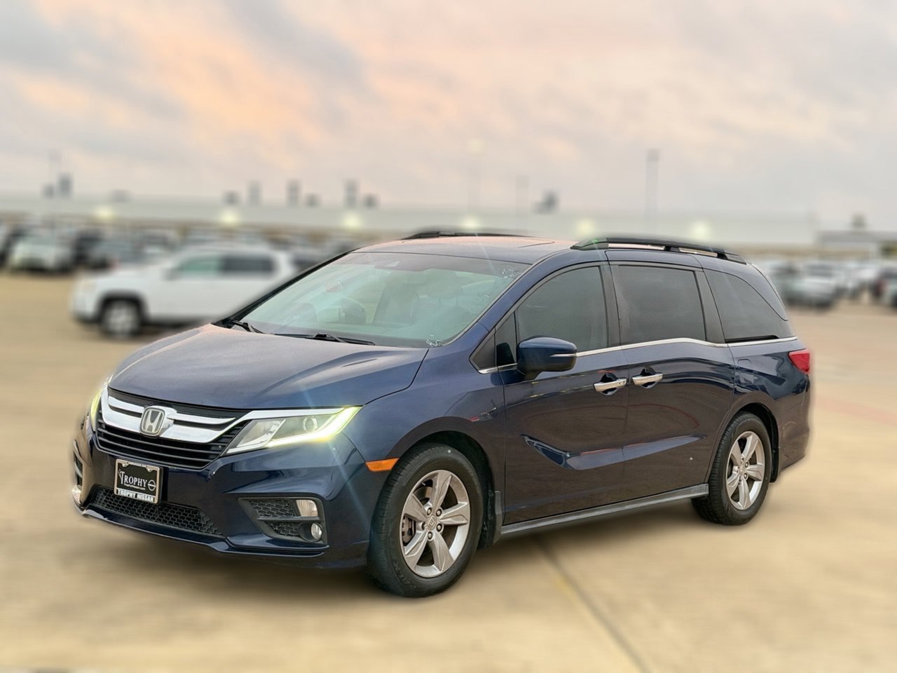 Used 2018 Honda Odyssey EX-L image 2