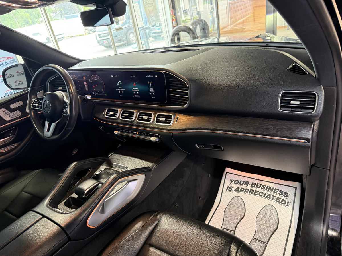 Used 2020 Mercedes-Benz GLE 350 4MATIC w/ Premium Package image 49